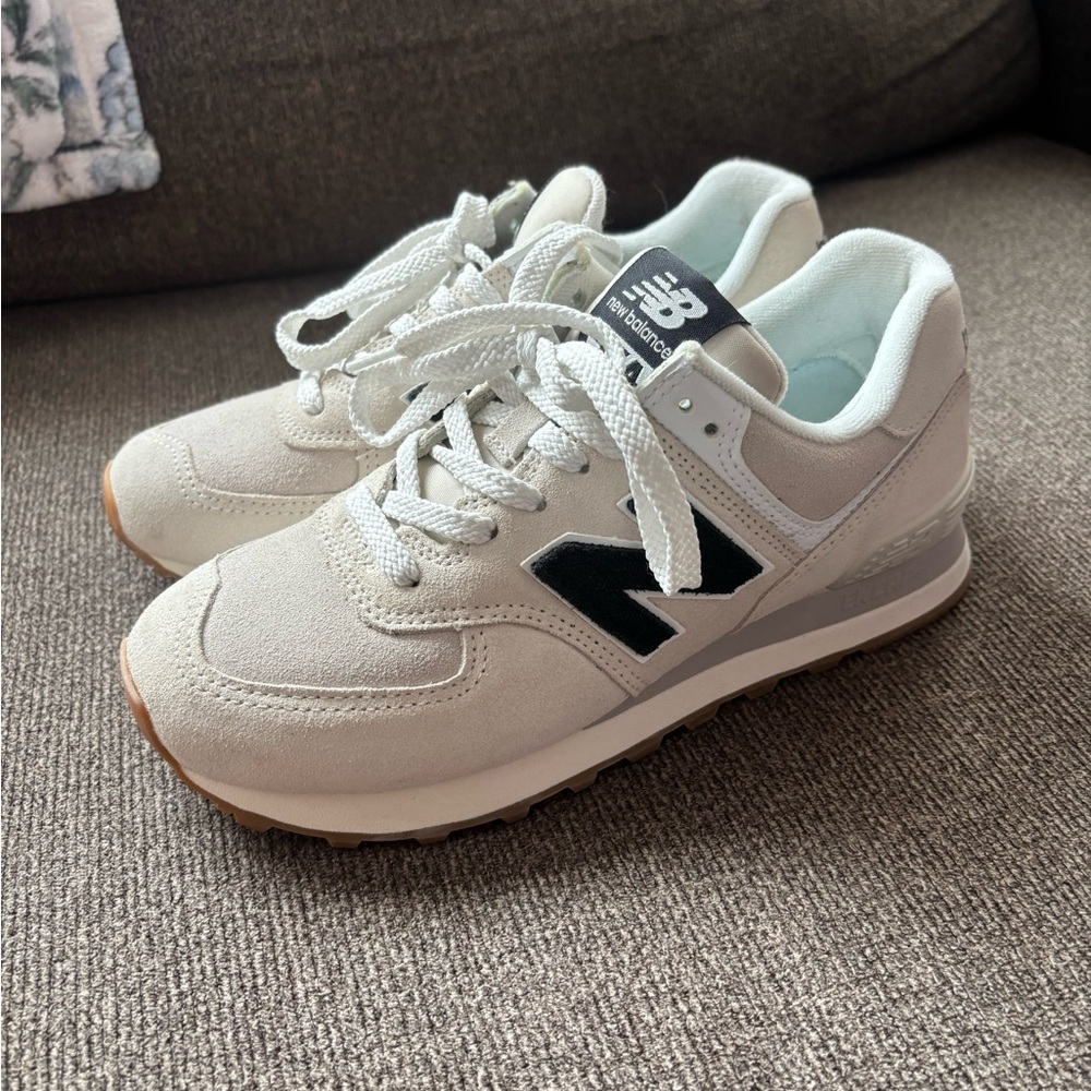 New Balance Cream Sneakers with Black Accents